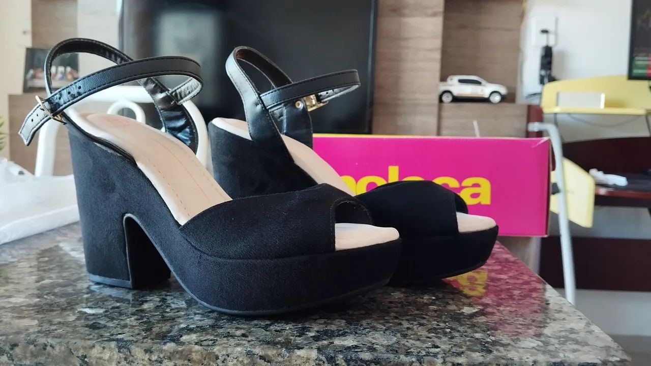 Vende-se Sandália Moleca  - Foto 2