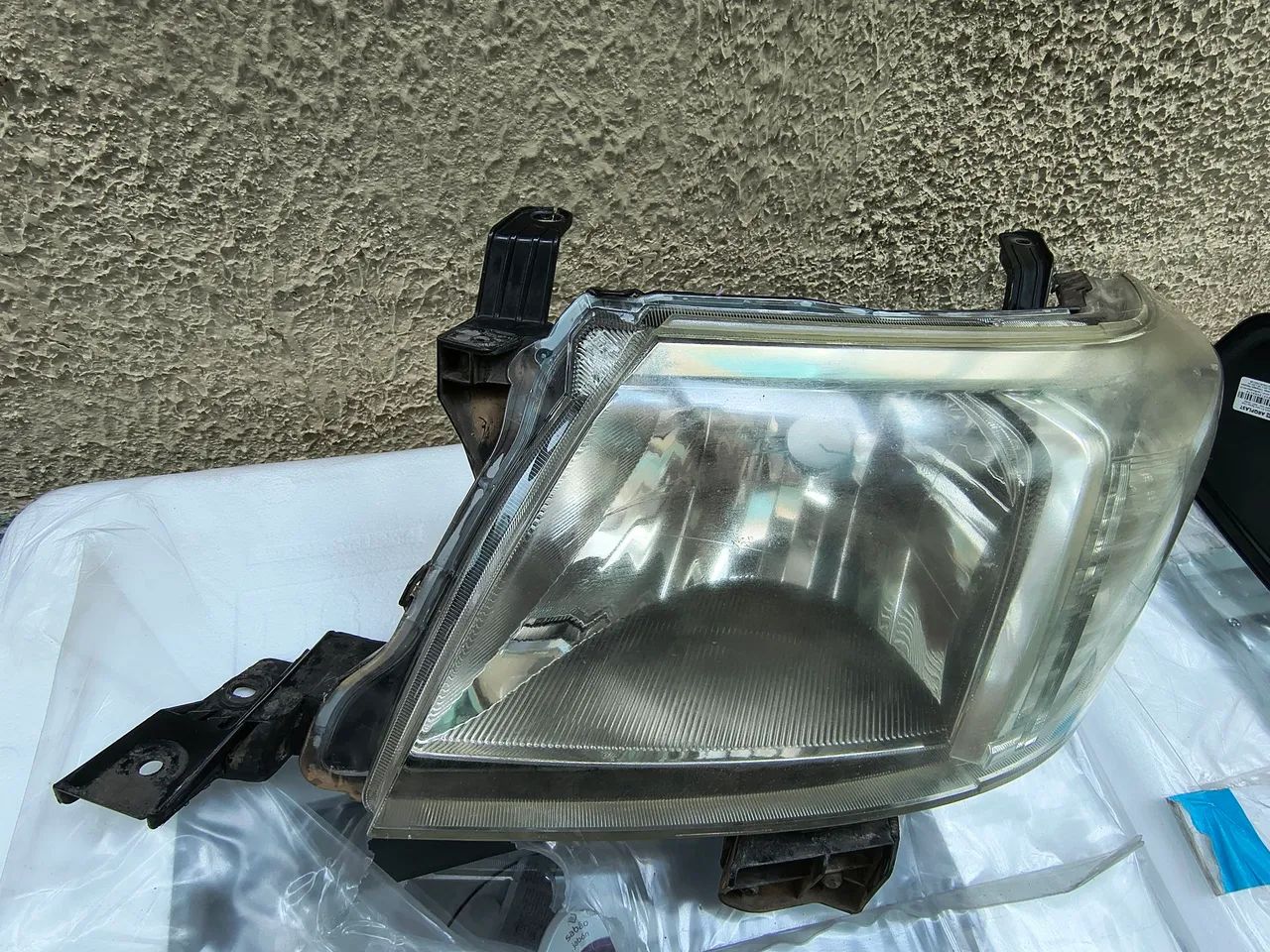 lanterna frontal Hilux  SRV / CD2012  LD e LE 