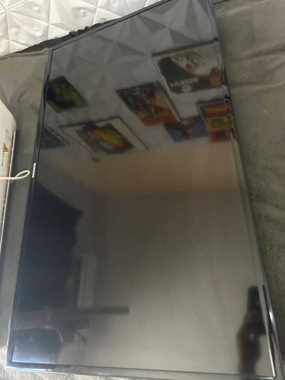 Vendo Tv sansung 47 polegadas 600 reais 