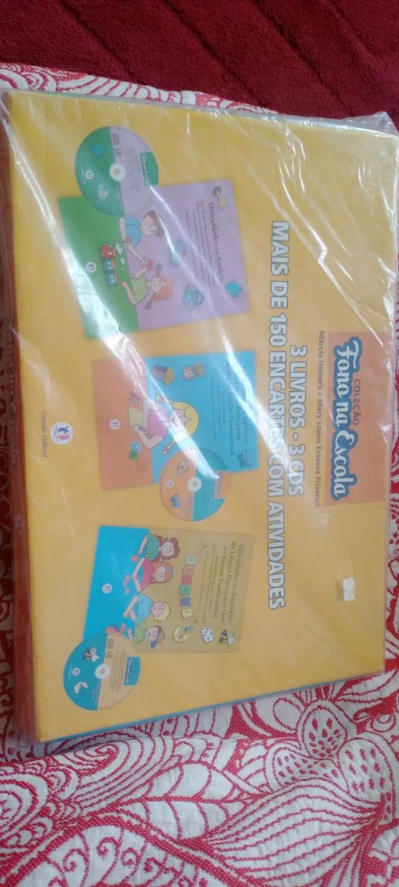 Livros e jogos  - Foto 2
