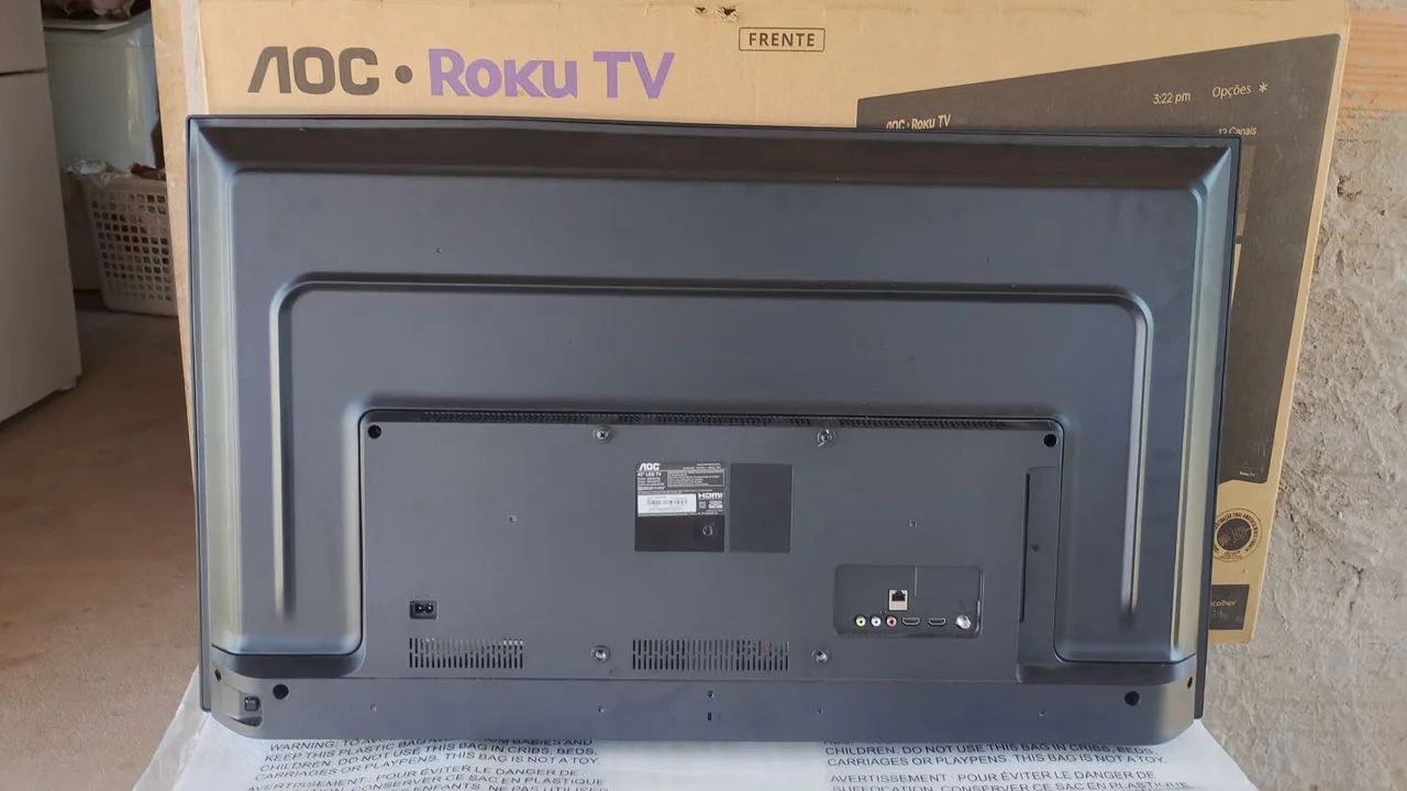 Vendo TV nova com o display quebrado para tira peças  - Foto 2