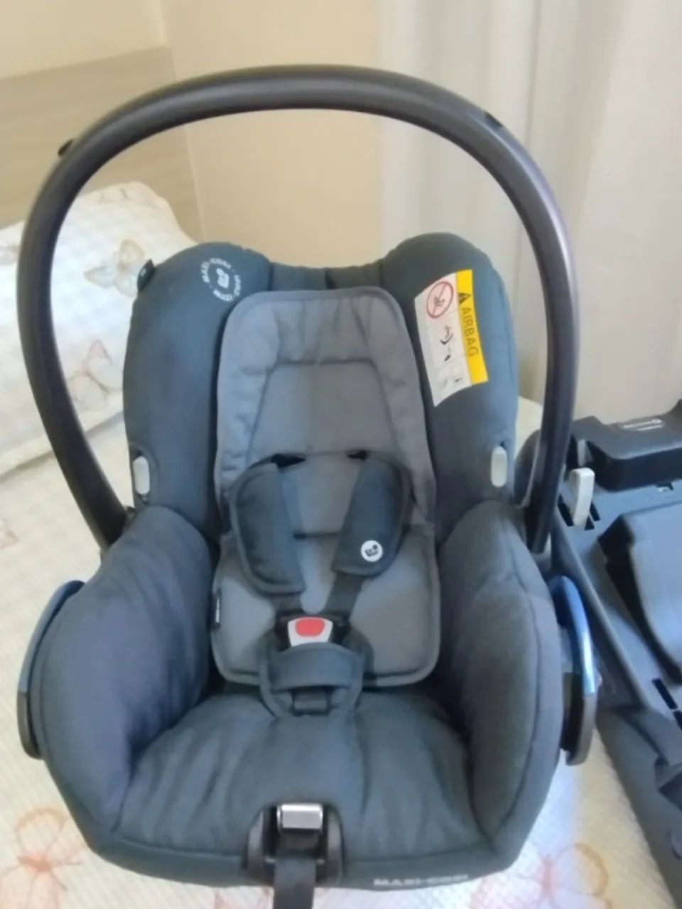 Bebê conforto Maxi Cosi com Base