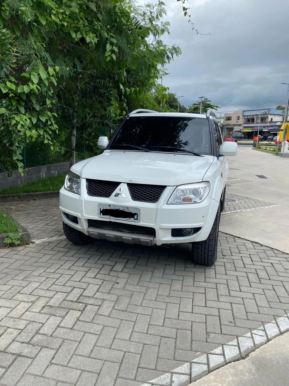 Mitsubishi Pajero Pajero TR4 2.0 Flex 16V 4X2 Aut. 2015