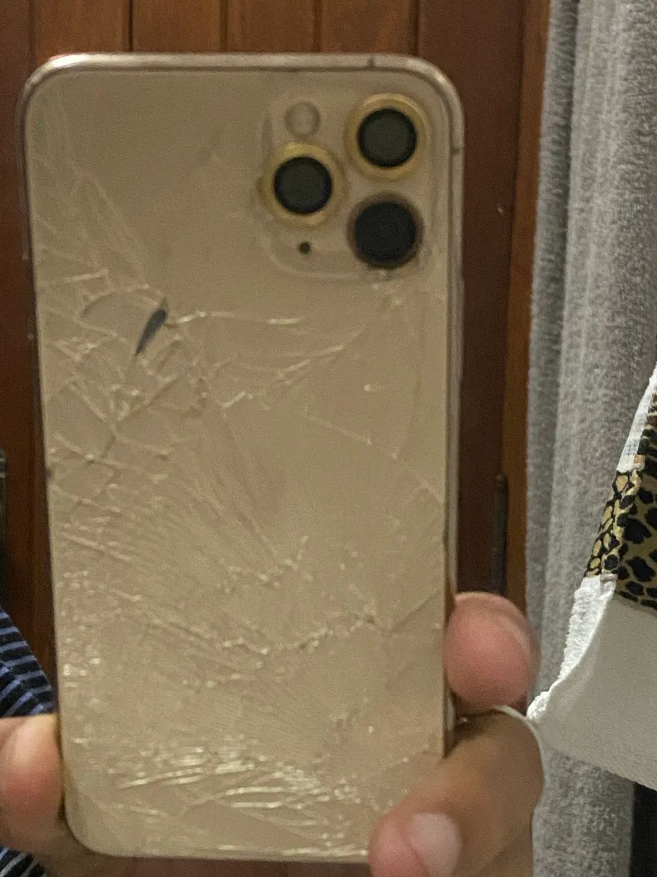 iPhone 11 Pro 256GB - Foto 2
