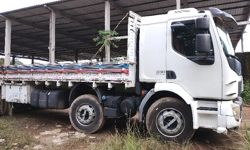 Aproveite Caminhão Volvo VM 330 Bitruck 8x2R Ano 2013 - Foto 5