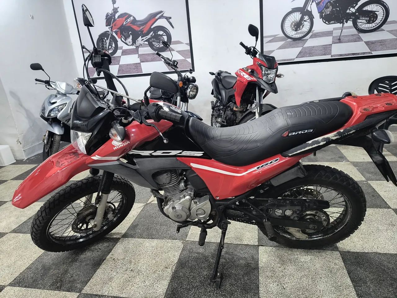 Nxr Bros 160