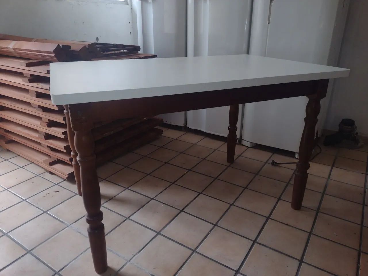 Mesa de madeira 125x80 - Foto 2