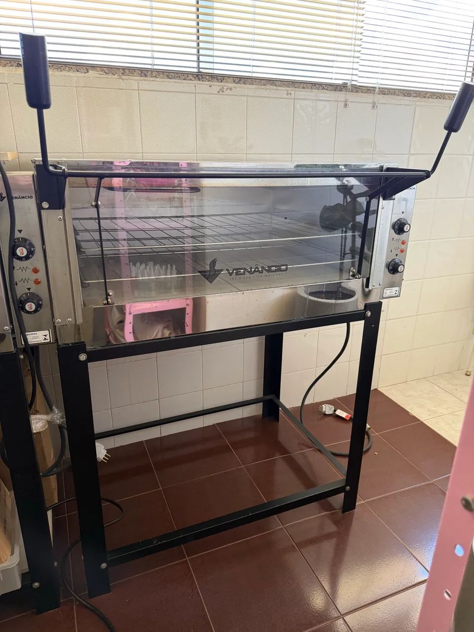 Forno elétrico Venâncio Roma 