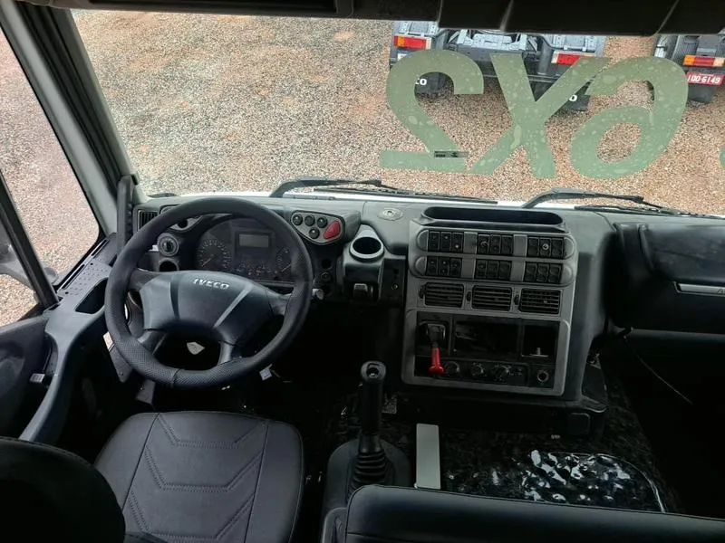 IVECO STRALIS 410 6X2 2013 - Foto 9