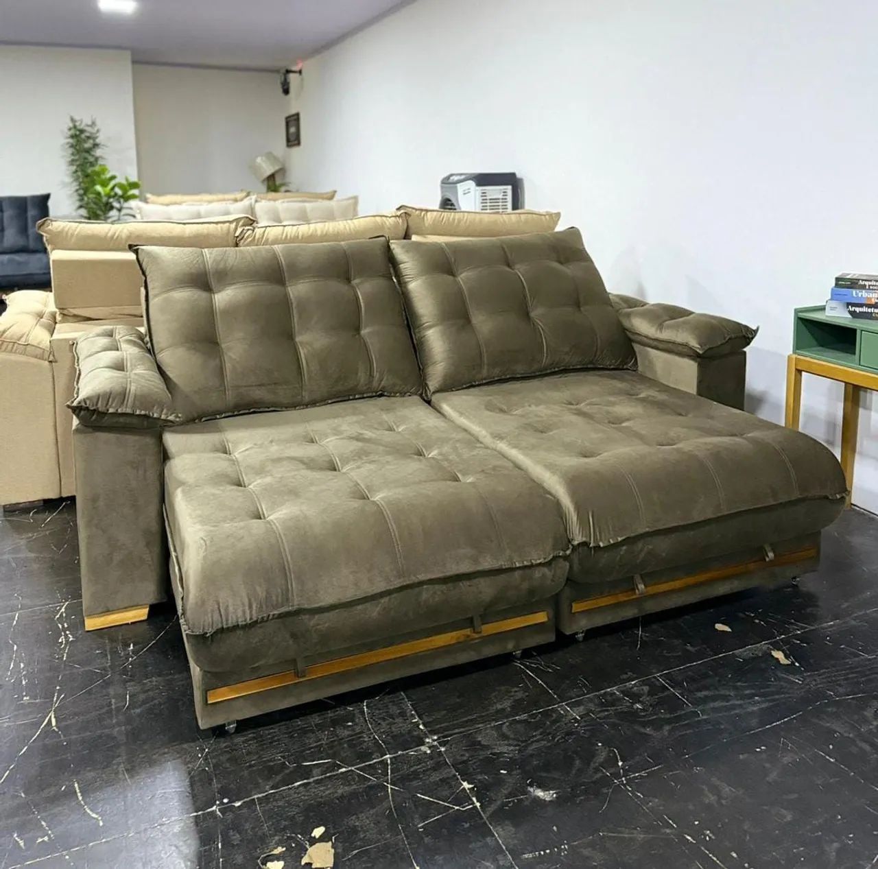 Sofá Kansas retrátil e reclinável 