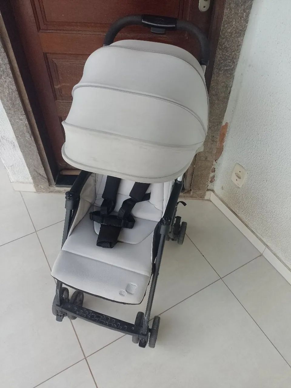 Carrinho de Bebê Chicco Ohlala Original - Muito Conservado - Foto 5