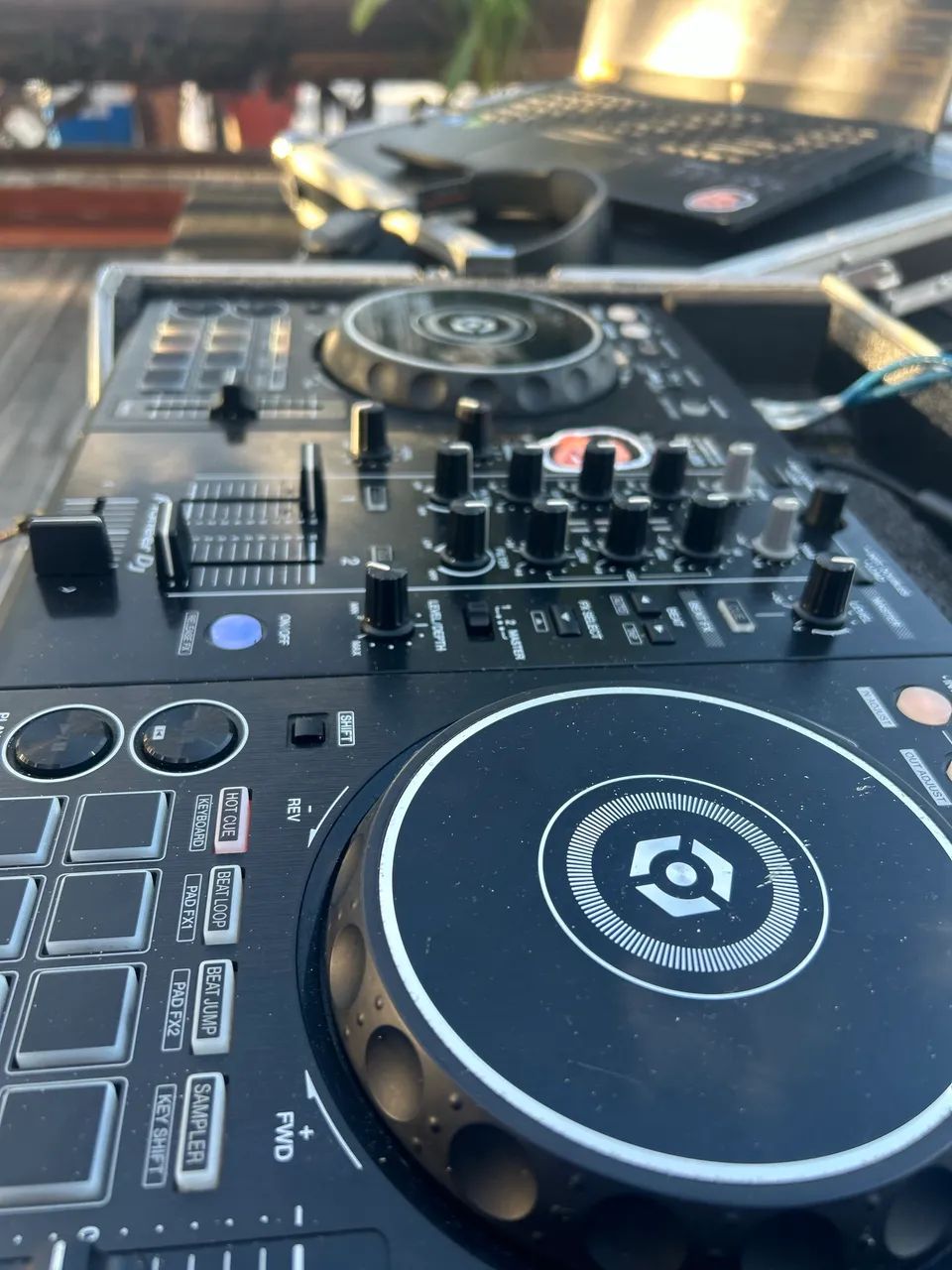 CONTROLADORA DDJ400 + CASE