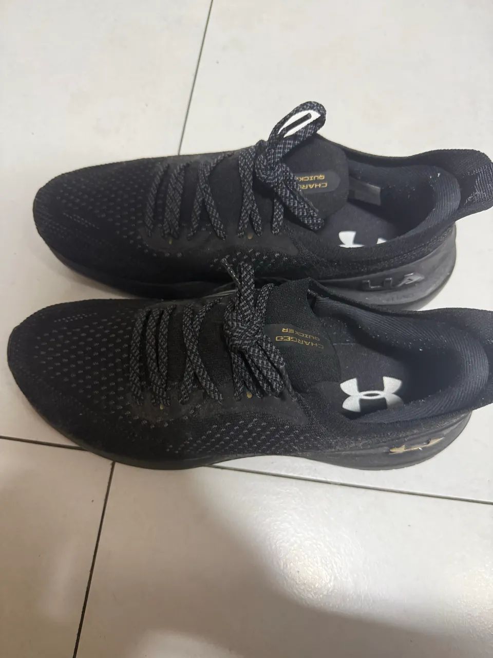 Tênis de Corrida Unissex Under Armour Charged Quicker