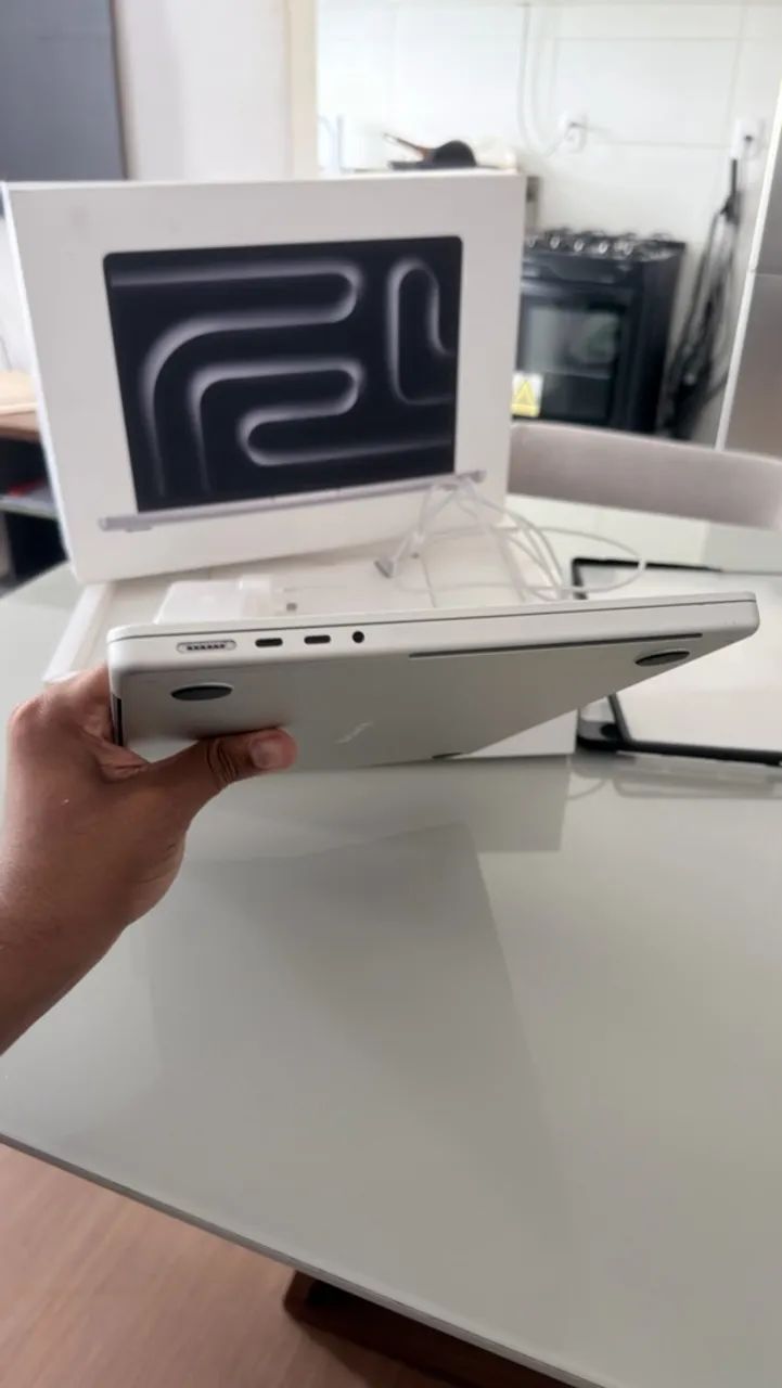 MacBook Pro m5 Pro - Foto 4
