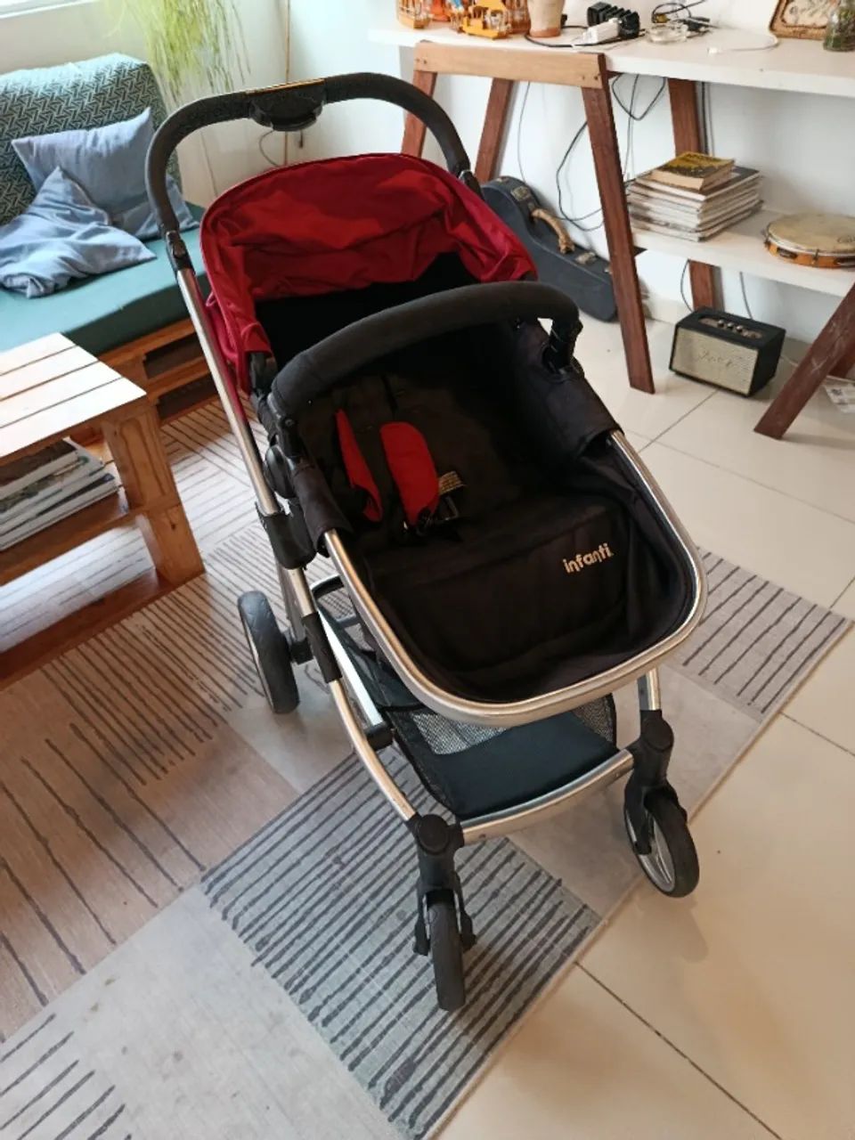 Carrinho De Bebê + Bebê Conforto Marca Infanti Modelo Termi (Usado)