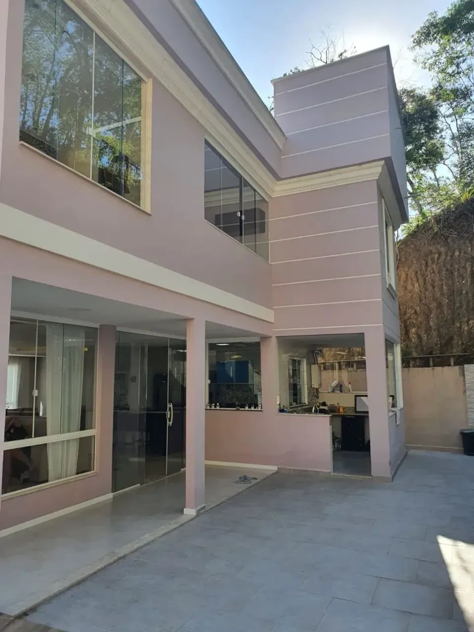 Casa moderna com piscina e 3 suítes  Maria Paula - Foto 4