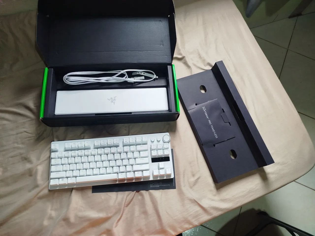 Teclado razer hunstman v3 pro branco 