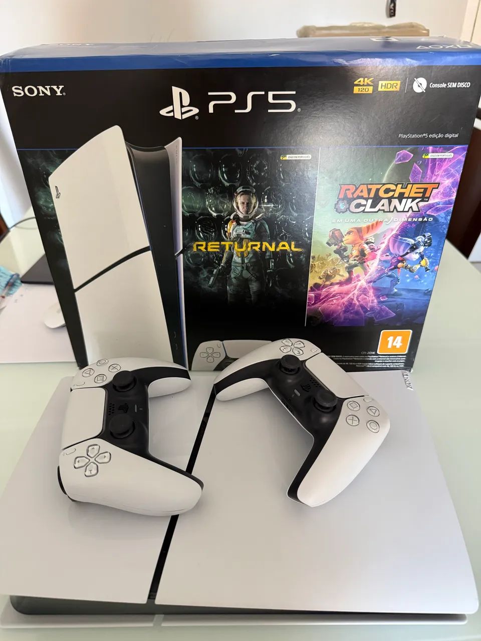 Vendo Ps5 com 2 controles 
