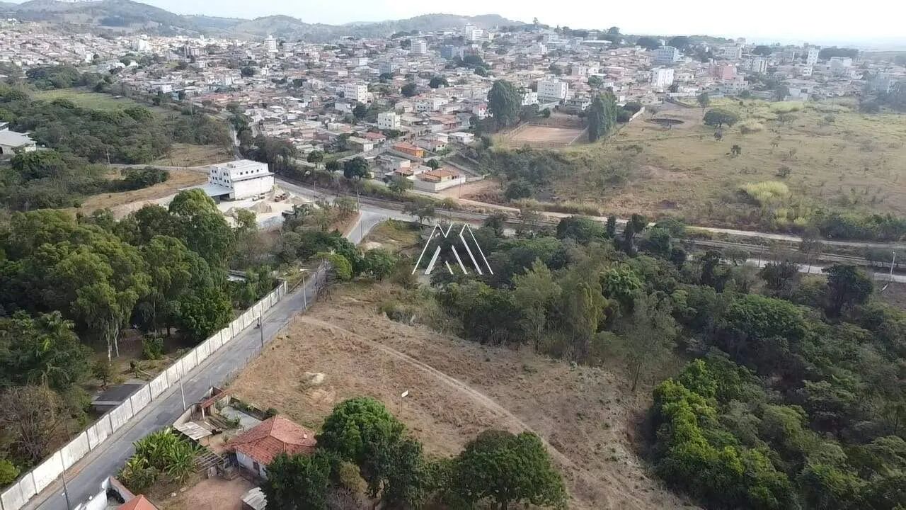 Vendo lote comercial em Itaúna com ótima localização! - Foto 2