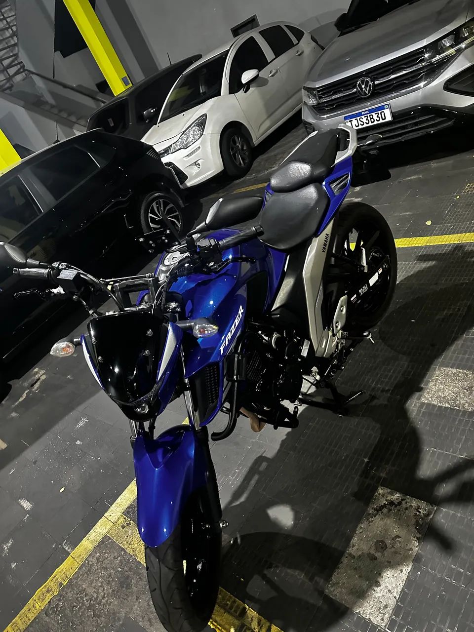 Fz 25 