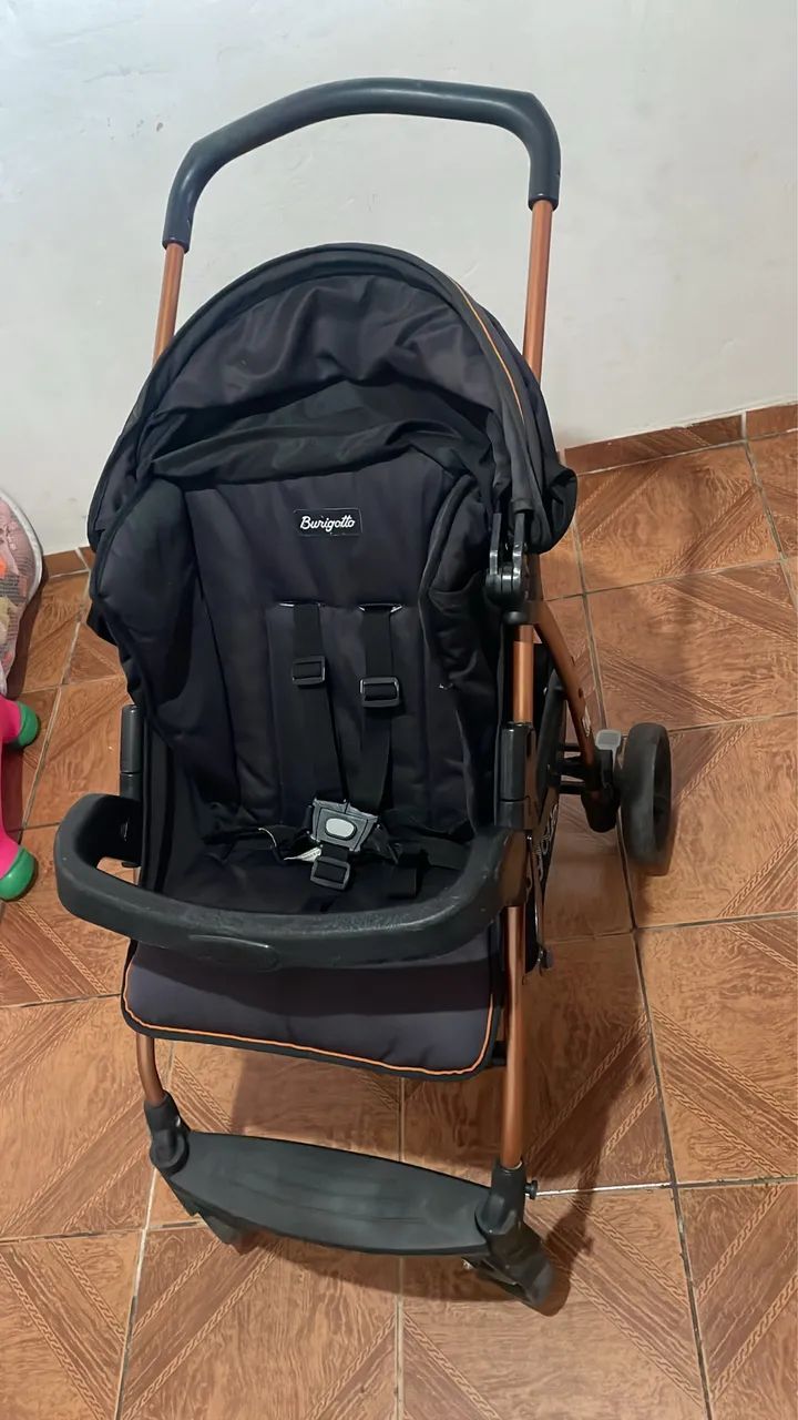 Vendo carrinho de bebê Burigotto - Foto 4