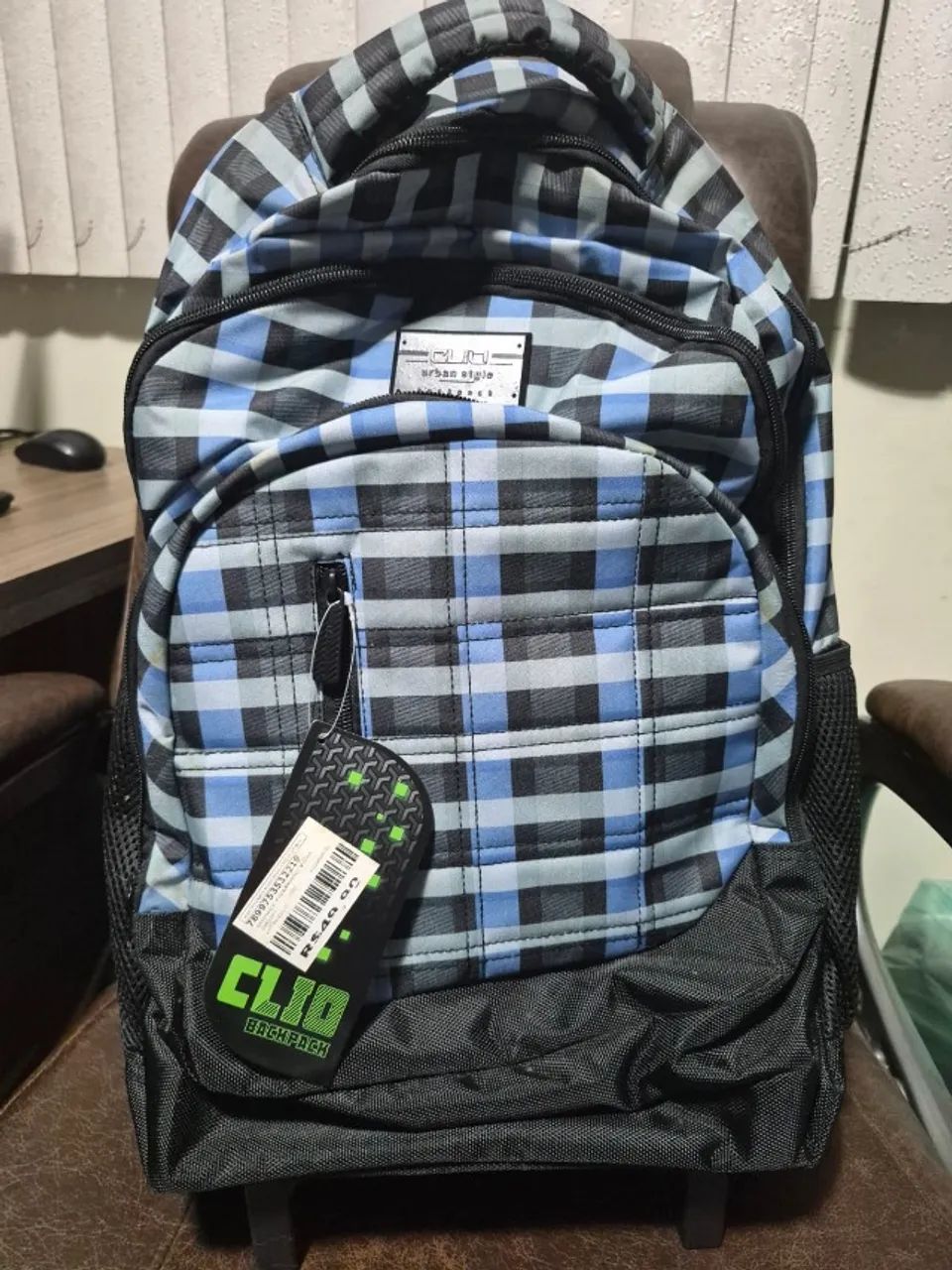 Mochilas com rodas e puxador luxo novas!!!! - Foto 3