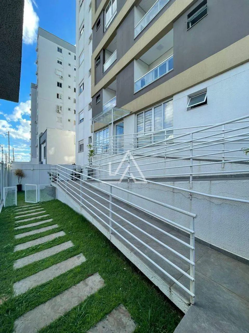 APARTAMENTO DE 1 DORMITÓRIO MOBILIADO - Foto 3