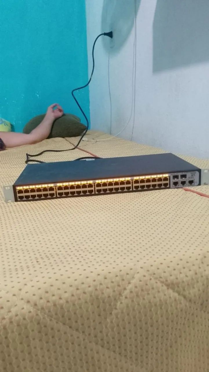 Switch 3COM 48 portas Semi nova  - Foto 2