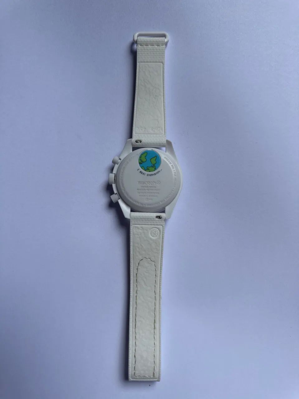 Omega Swatch Mission to The Moonphase Snoopy Branco - Foto 2