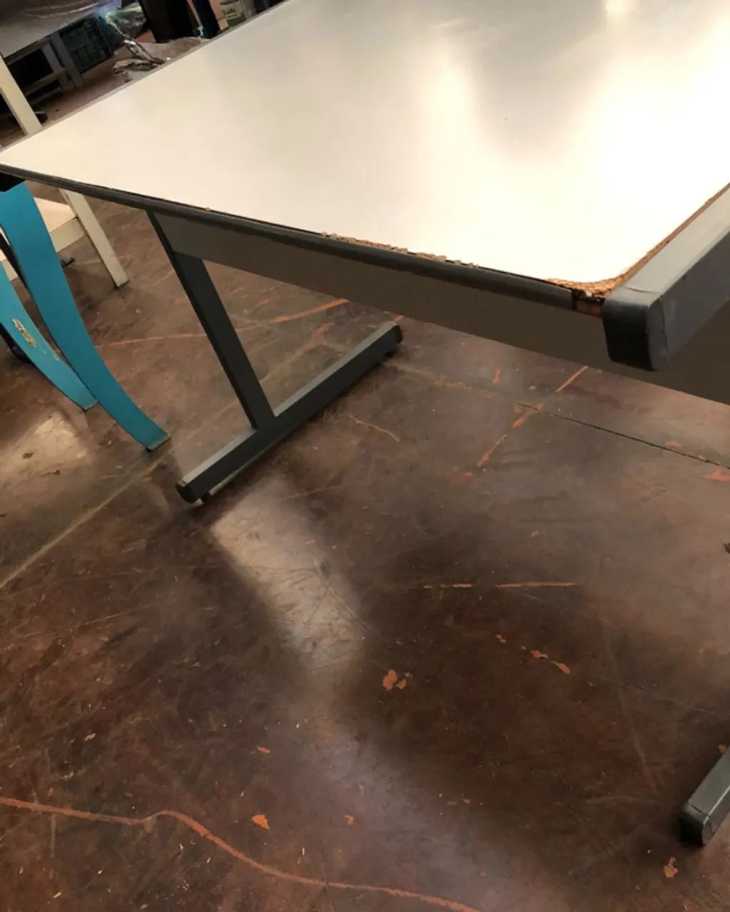 Mesa De Escritório Reforçada - Foto 4