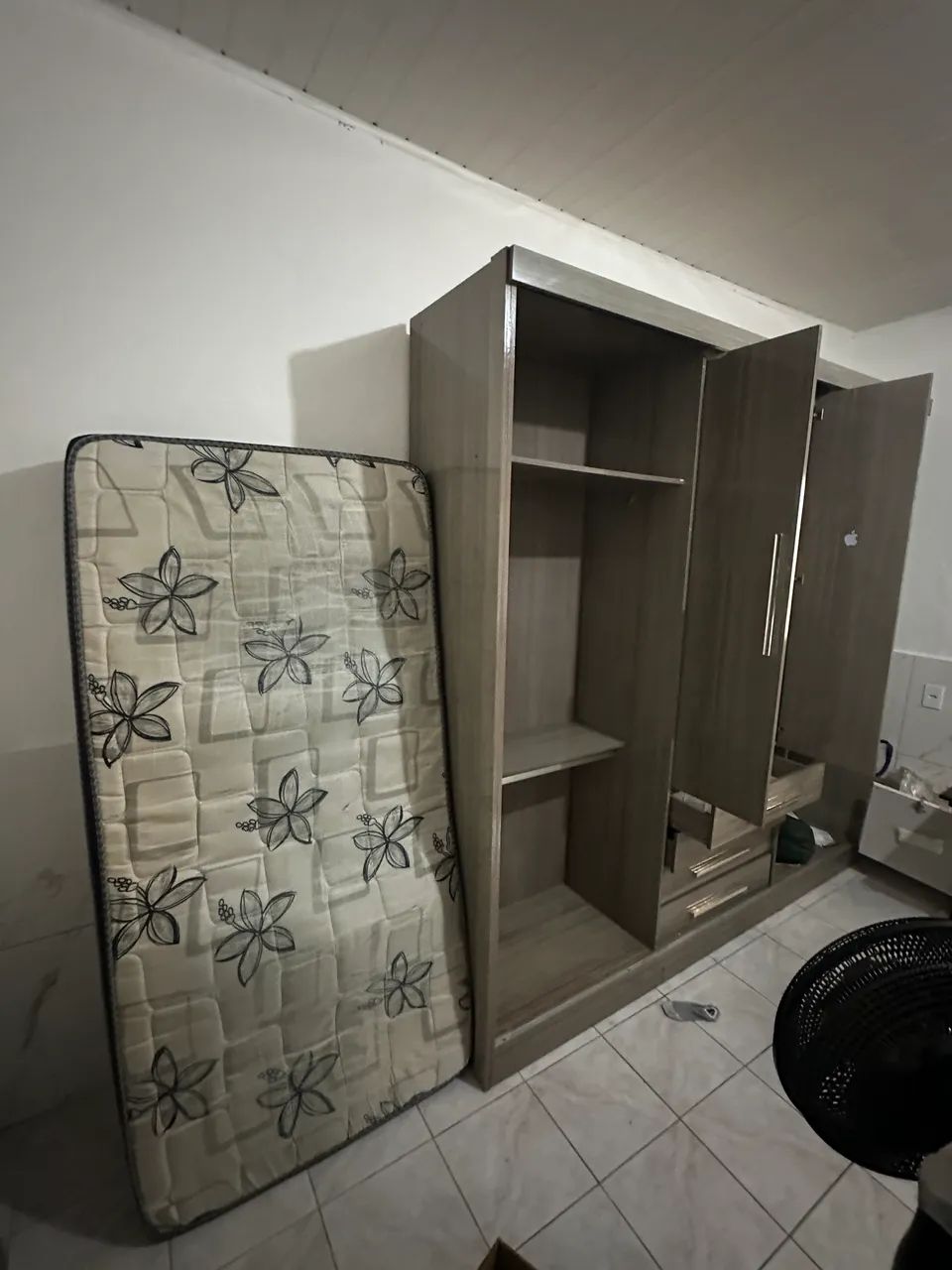 Guarda roupa casal  - Foto 2