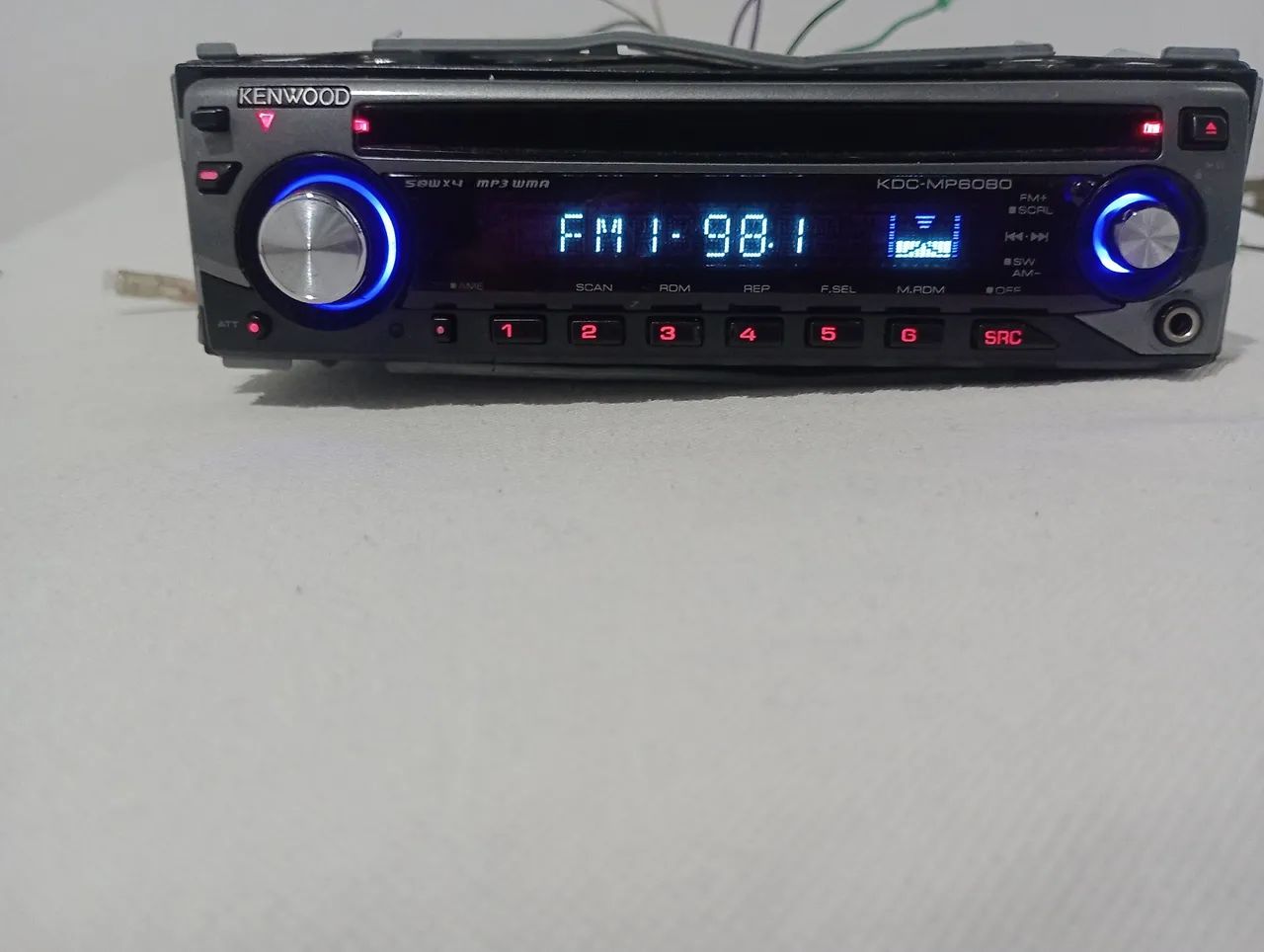 Rádio toca Cd Kenwood 