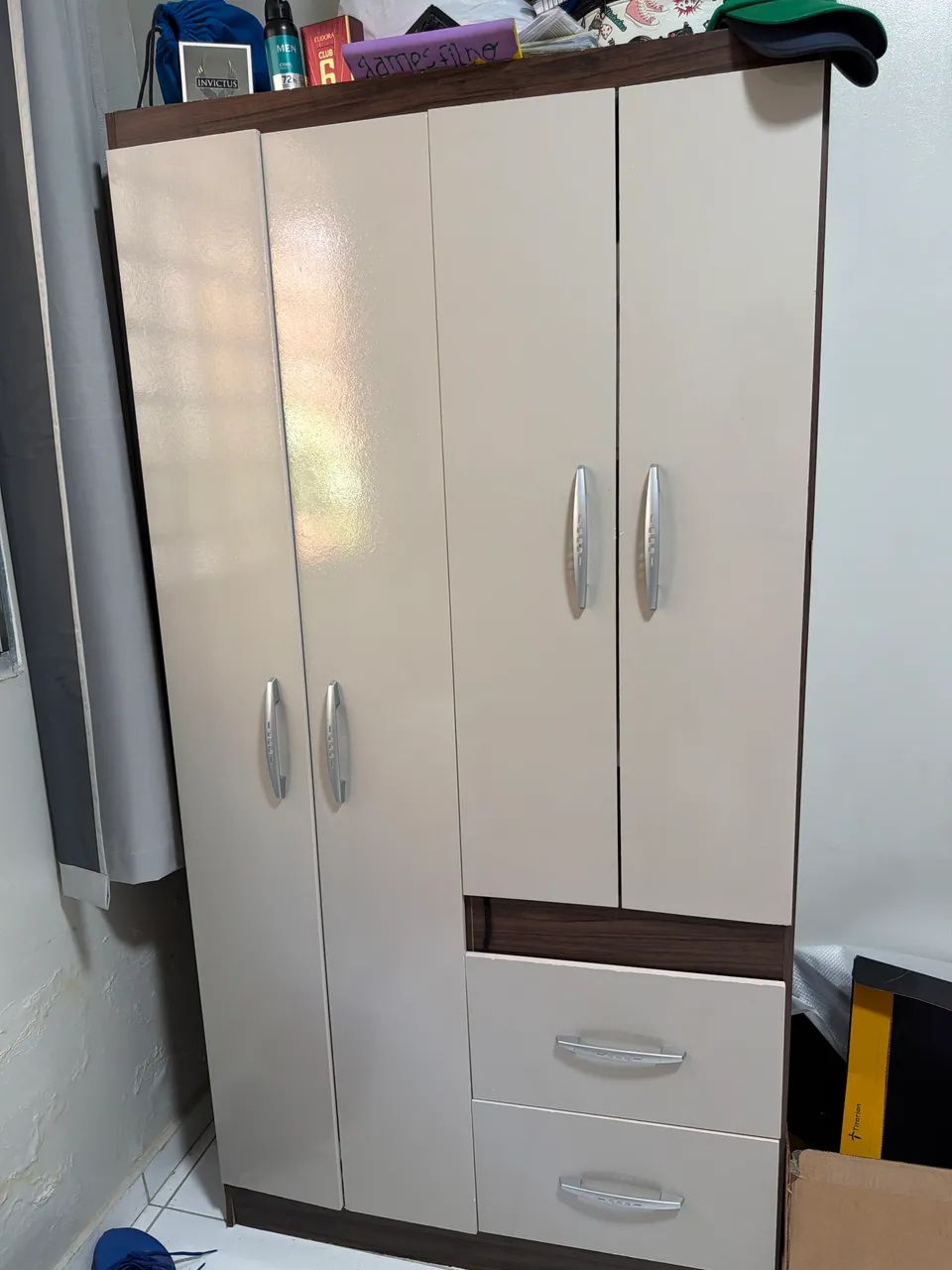Guarda roupa solteiro 