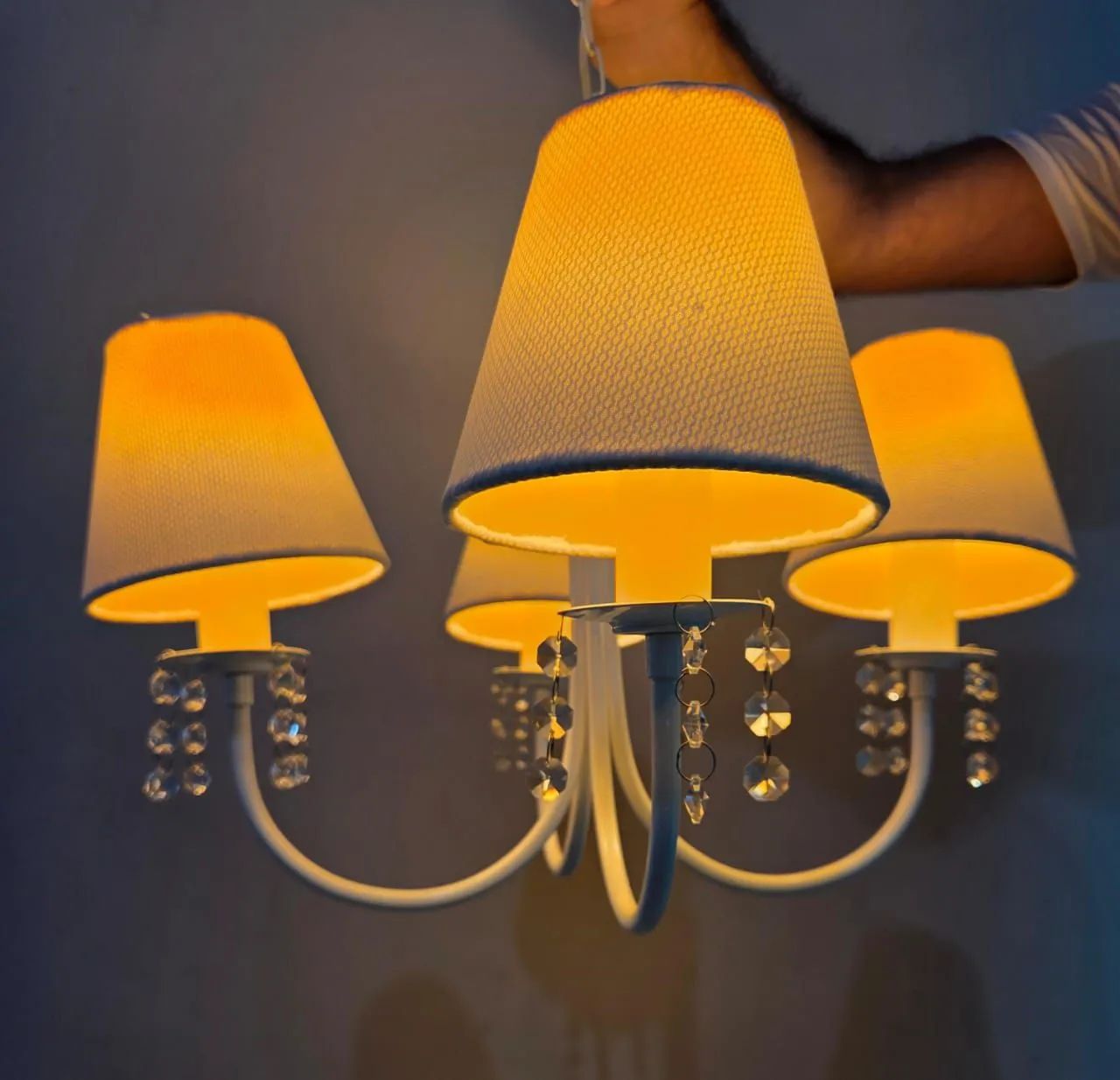 Lustre infantil 4 braços com Cristais  - Foto 2