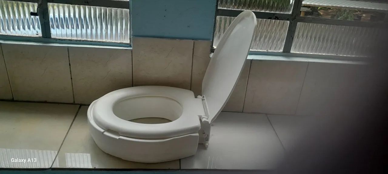 Acento elevado para vaso sanitário 13,5 cm branco.  - Foto 3