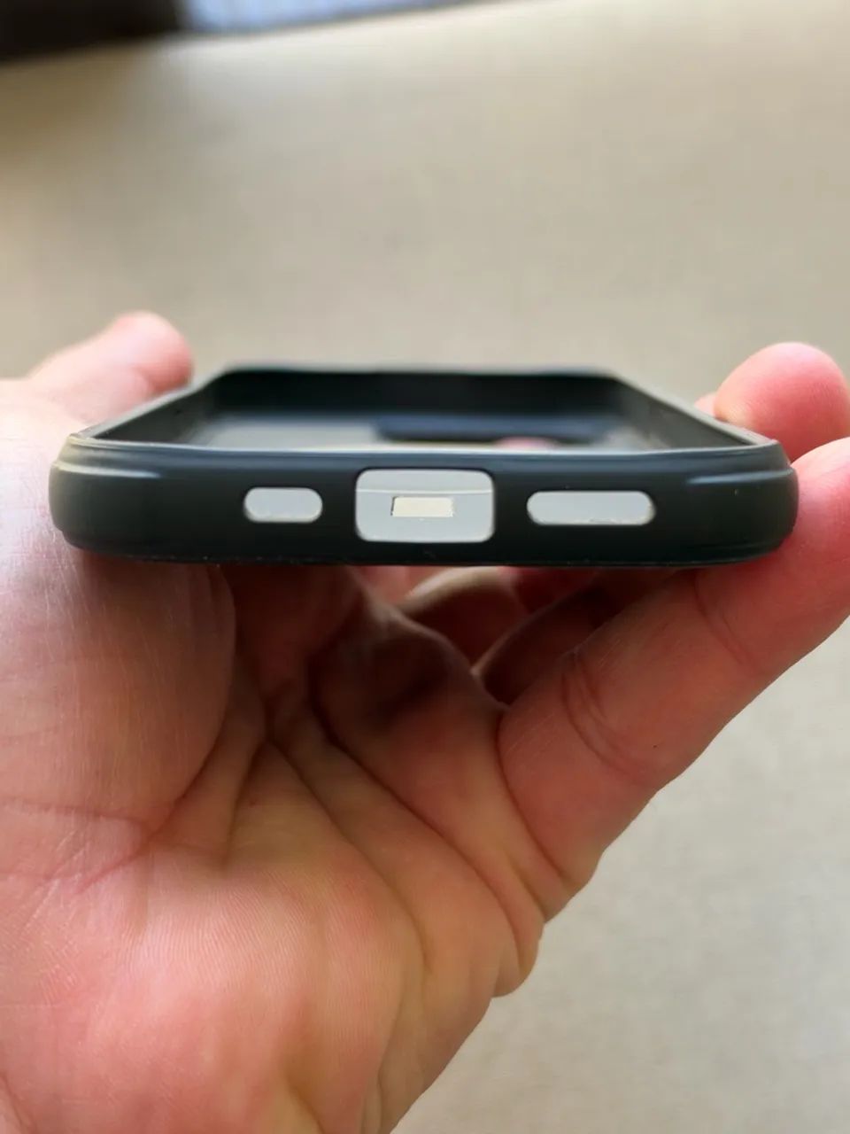 Capa Celular Nilkin Preta iPhone 15 pro - Foto 4