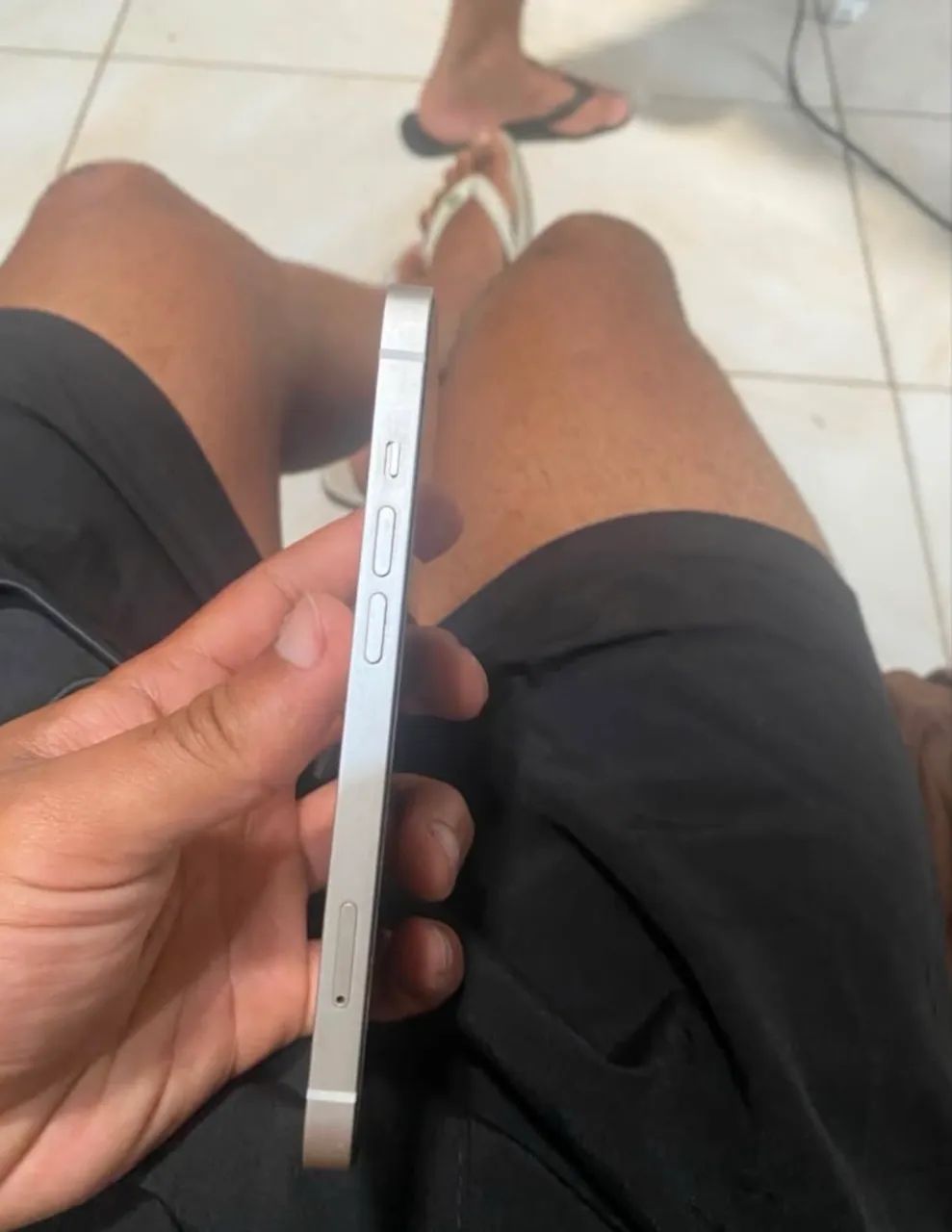 iPhone 13 , tela trocada 1400  - Foto 2