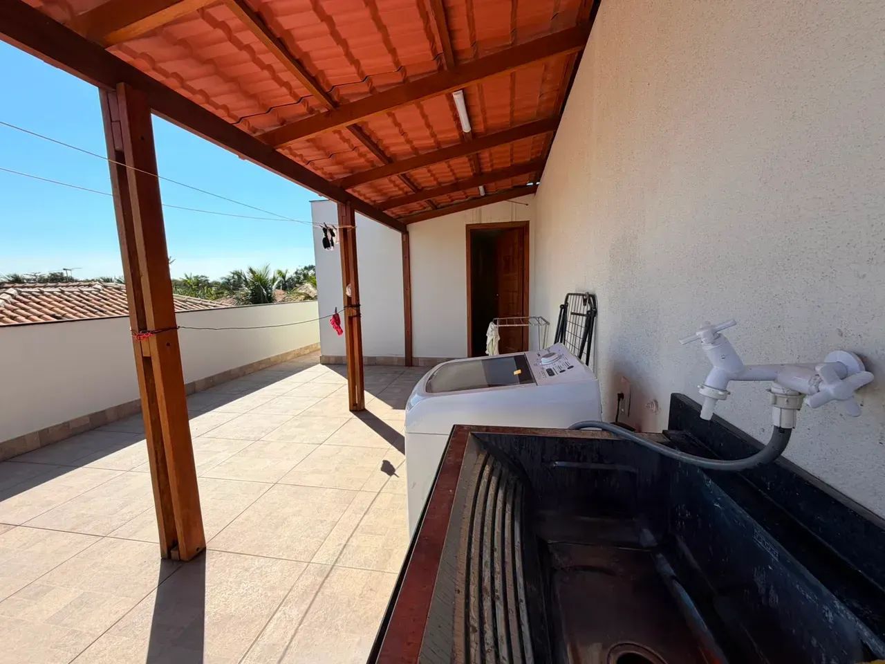 LOCAÇÃO CASA TRIPLEX MOBILIADA EM INTERLAGOS  VILA VELHA/ES - Foto 5