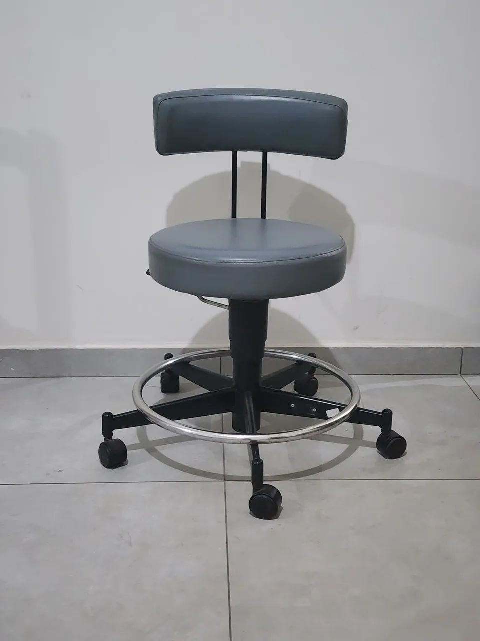 Mocho flexform de ferro bem resistente