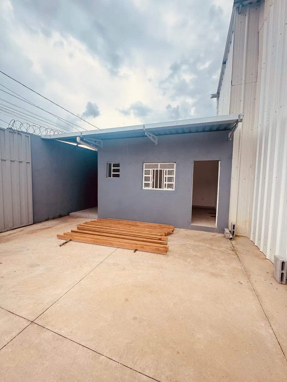 Alugo galpão com área de 290m2 com escritório - Foto 3