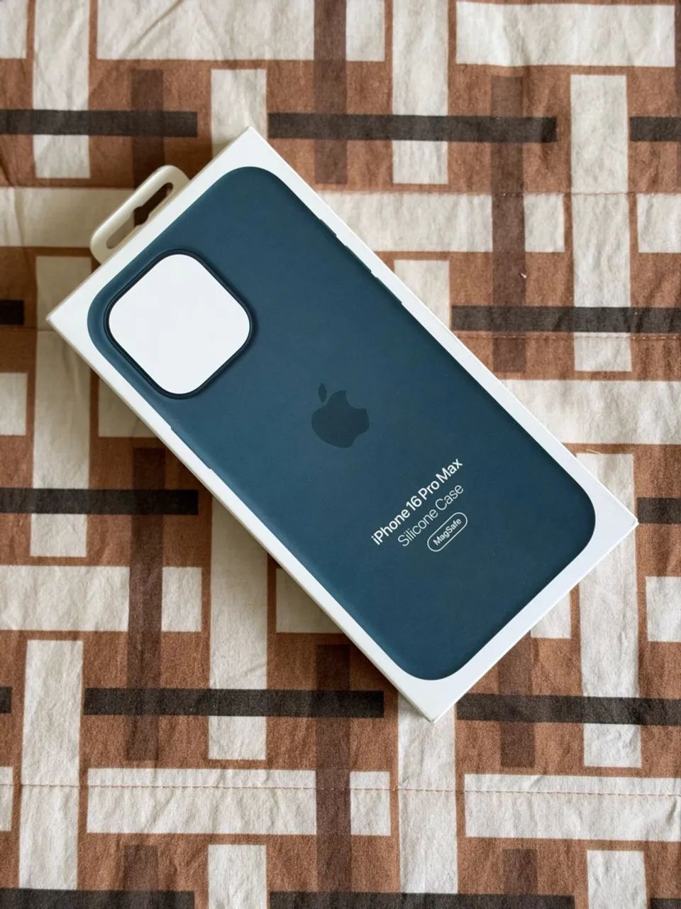Capa de silicone com MagSafe para iPhone 16 Pro Max - Denim