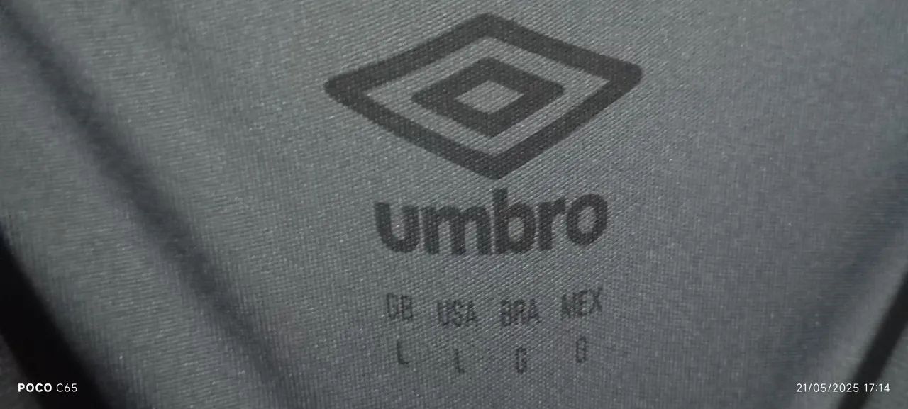 Camiseta UMBRO DRY - Foto 2