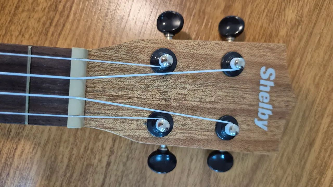 UKULELE SHELBY + CAPA - Foto 4