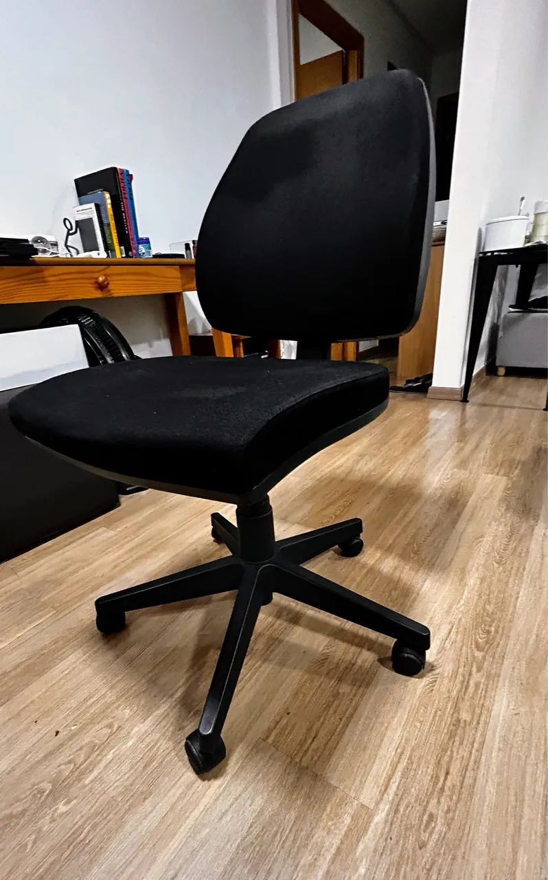 Tok Stock Swivel Chair