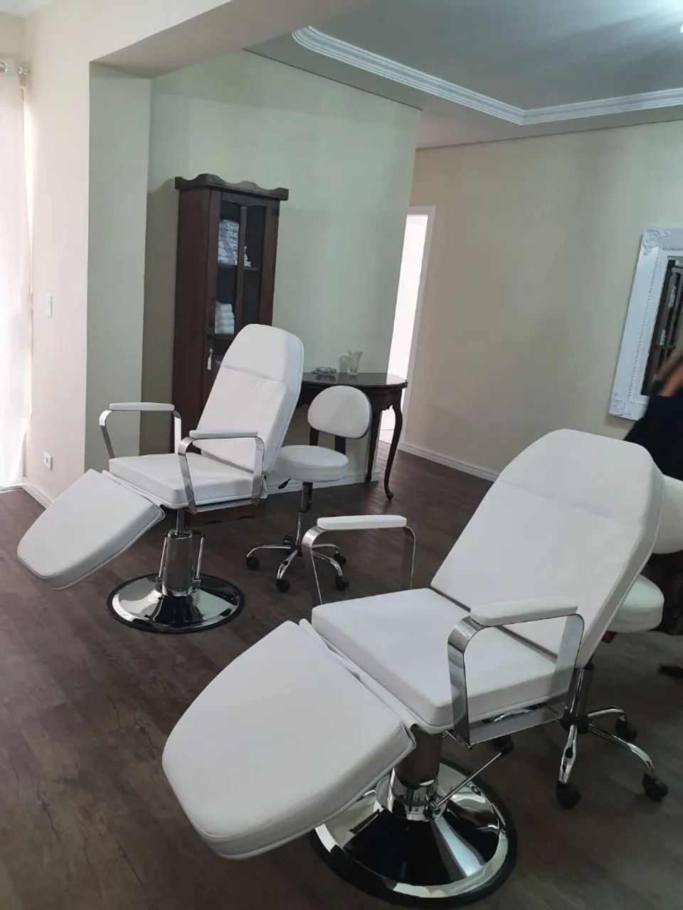 Cadeira de estética inclinavel