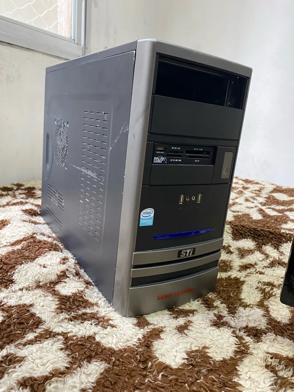 PC  - Foto 2