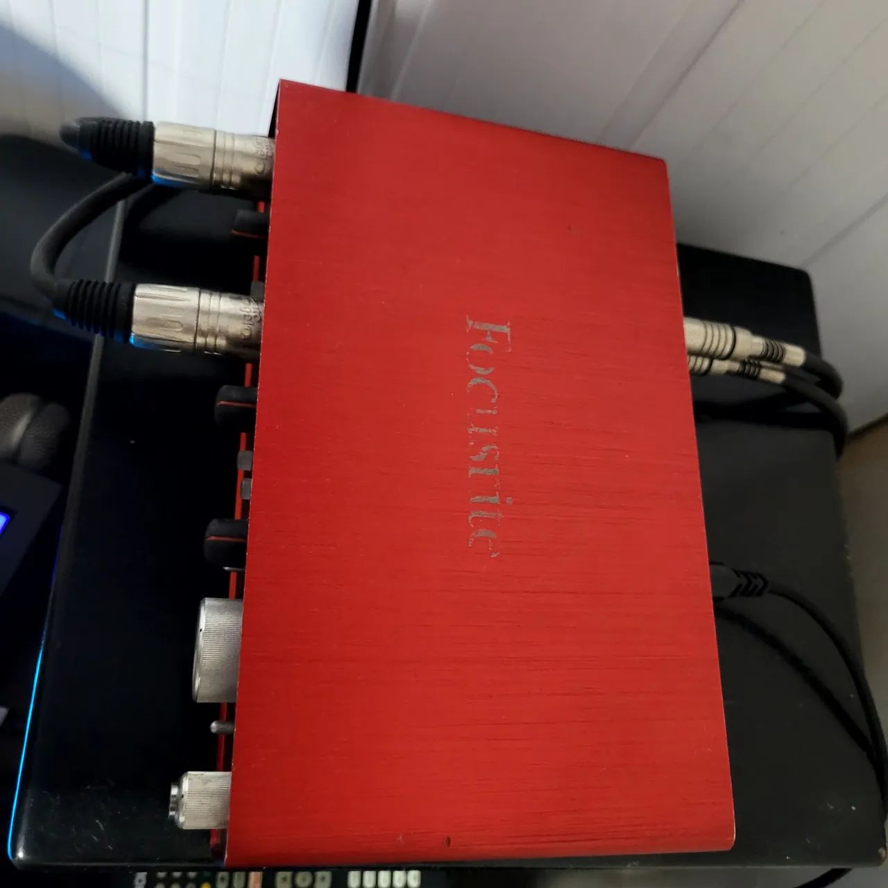 Interface de audio focusrite scarlett 2i4 - Foto 4