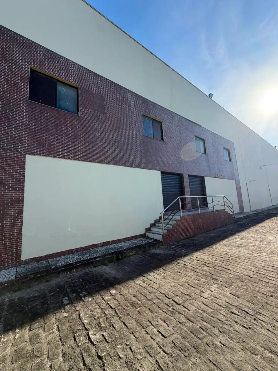 Galpão de 4.000m² para Alugar na BR-116 | Doca, Escritórios e Estacionamento - Foto 4