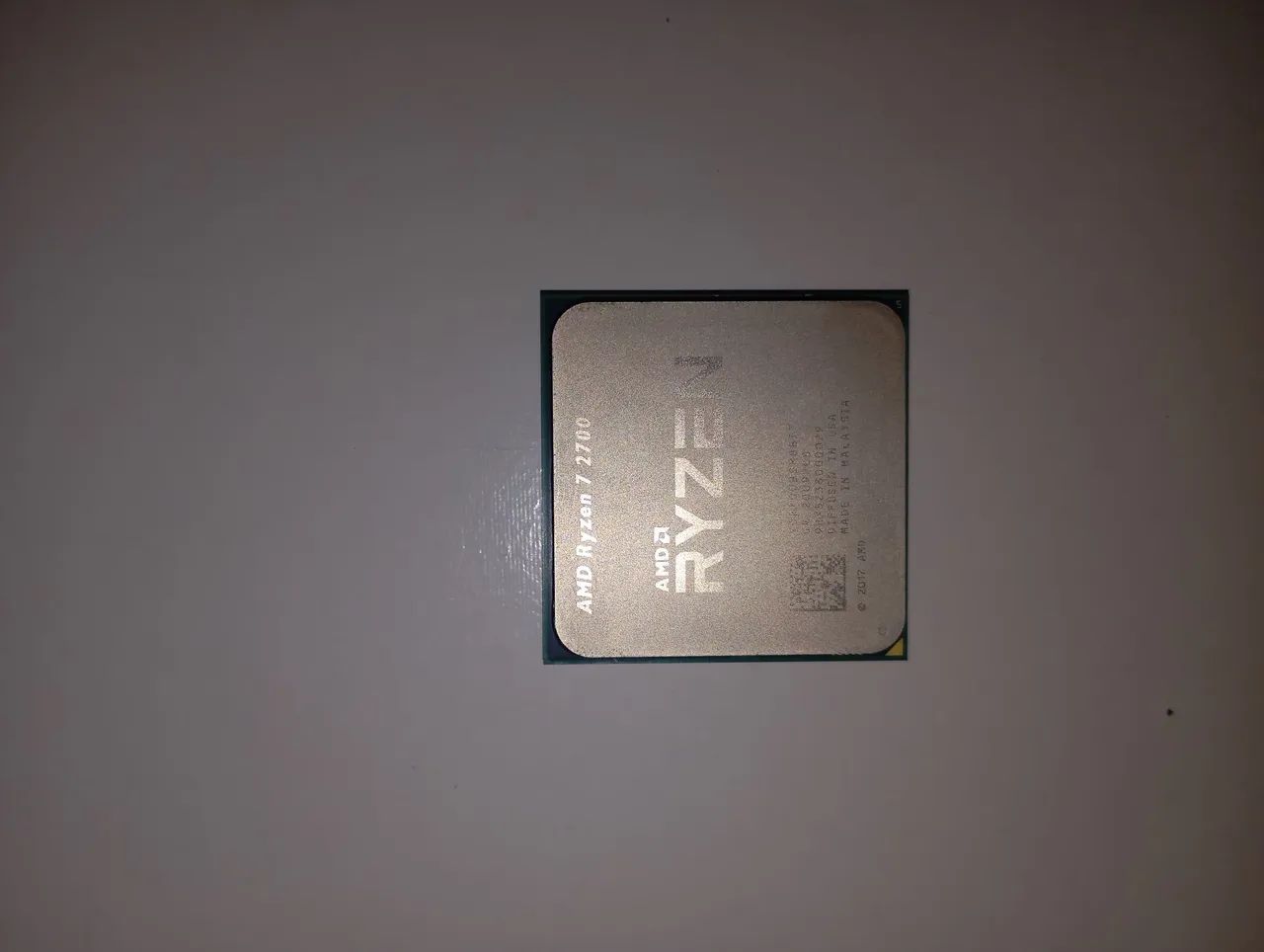 Ryzen 7 2700 - Foto 2