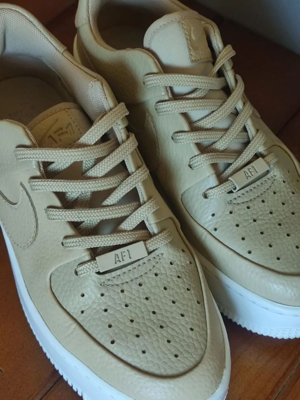 Tênis Nike Air Force 1 Sage Low Desert Ore